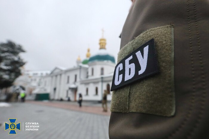 Обшуки у церквах Московського патріархату: знайдено підозрілих росіян та мільйони готівки