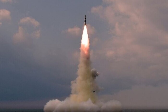 В Україні масштабна повітряна тривога: ЗМІ повідомляють про запуск 10 ракет