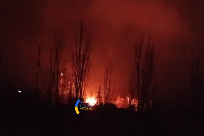В окупованій Новій Каховці пролунали вибухи (фото)