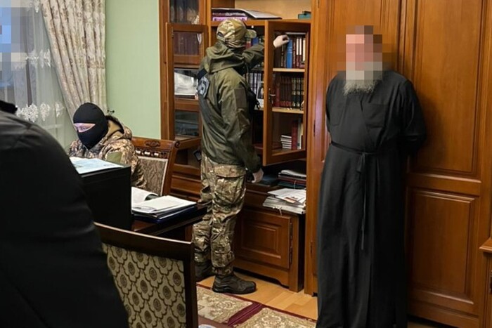 СБУ знайшла російське громадянство у керівництва Московського патріархату на Буковині