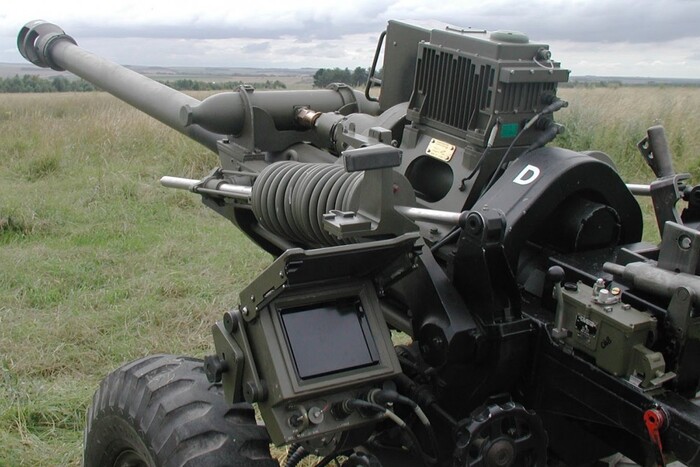 США відкрили у Польщі ремонтну базу для артилерії, що постачається Україні