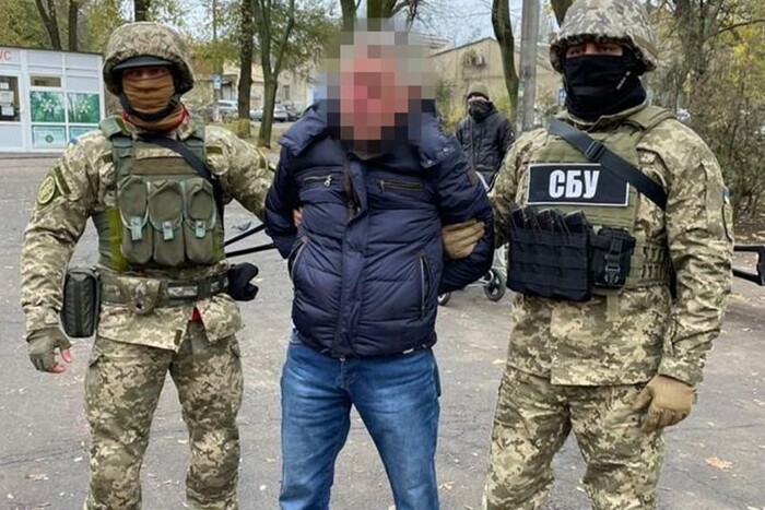Агент ФСБ у Одесі фільмував позиції Сил оборони на відеореєстратор (фото, відео)