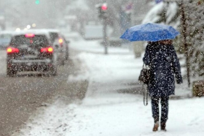 Очікуються снігопади. У Києві влада попередила водіїв про погіршення дорожніх умов