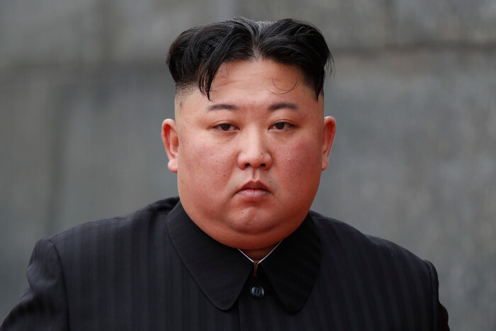 Кім Чен Ин хоче створити армію з найбільшим ядерним потенціалом у світі – Reuters