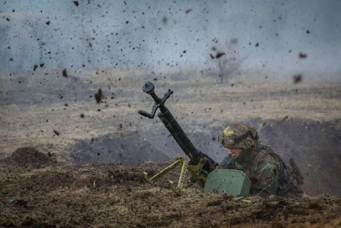 Запеклі бої у Павлівці та Вугледарі: розвідка Британії розкрила плани ворога