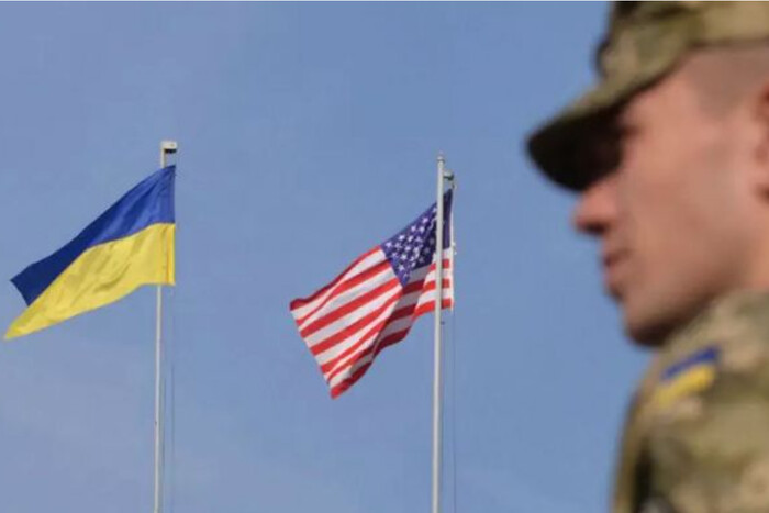 Головне за ніч: Пентагон закупить для України системи ППО, а Росія знову б'є по Херсону