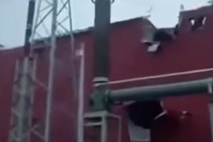 Как выглядит поврежденная рашистами высоковольтная электроподстанция – видео «Укрэнерго»