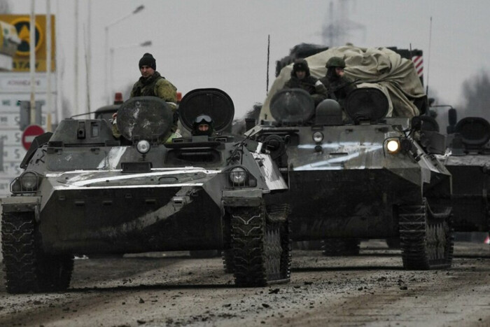Рашисти здають зброю і тікають з України – перехоплення ГУР
