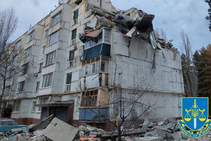 Харківщина: ракета влучила в багатоповерхівку, є постраждалі