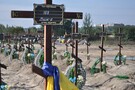 Війна знищила право займати позицію «я поза політикою»