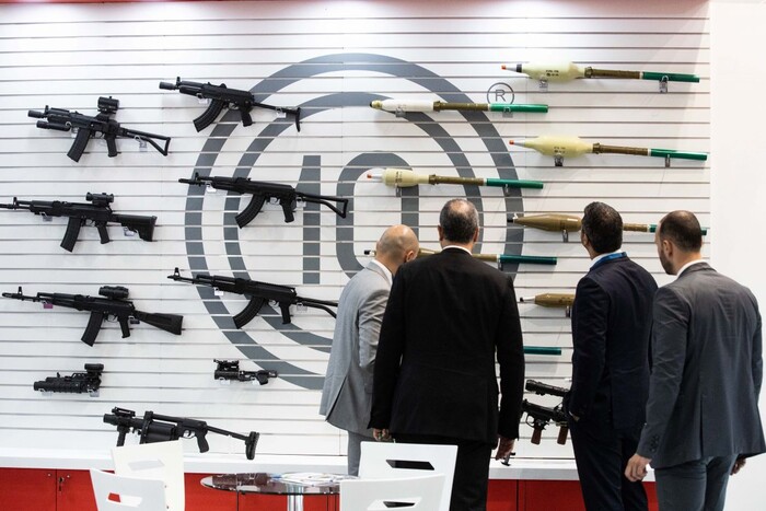 Як війна в Україні вплинула на продаж зброї у світі: дослідження 