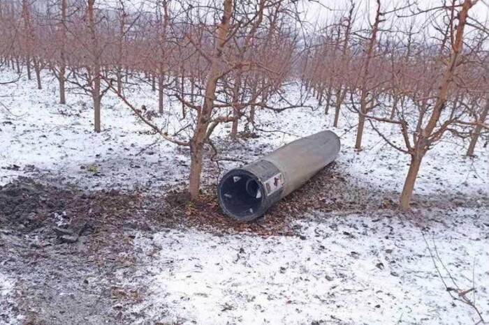 У Молдові впала ракета (фото) 