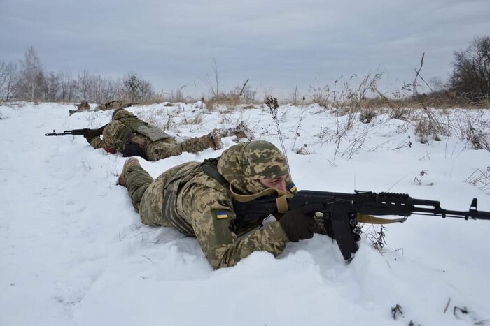 Українські воїни дають відсіч ворогу