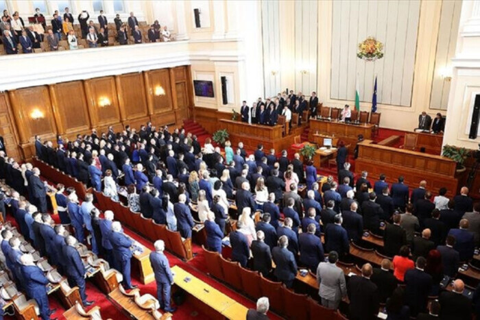 Болгарский парламент поддержал предоставление Украине военной помощи