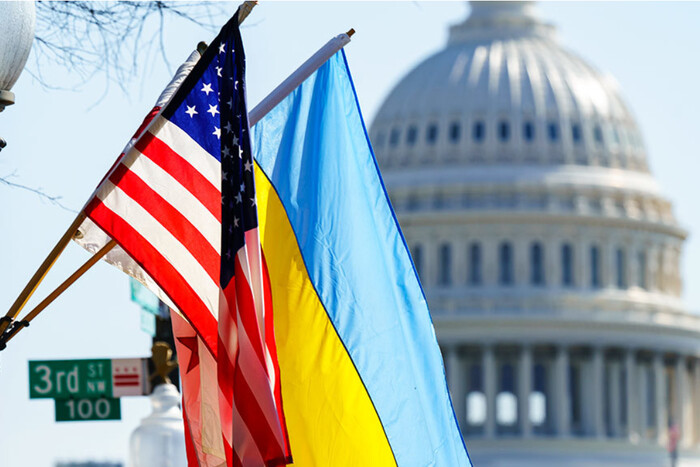 «Єднання заради України»: скільки українців отримали дозвіл на в'їзд до США