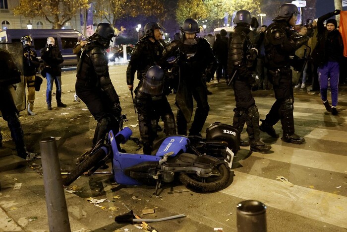 Сутички у Франції: затримано понад 170 футбольних фанатів