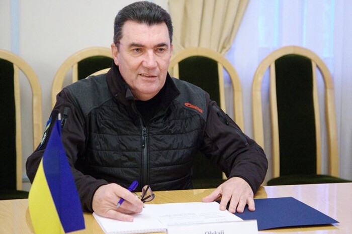 Данілов повідомив, чи пристане РФ на пропозицію Зеленського вивести війська на Різдво 