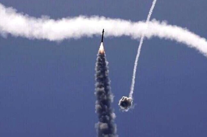 Сили ППО збили над Києвом 37 ракет