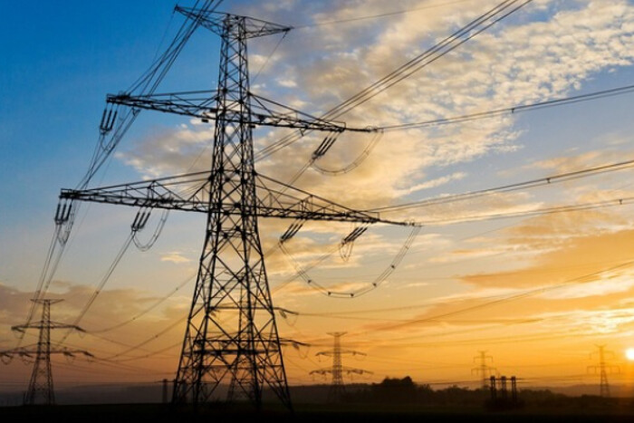 Буде значний дефіцит електрики: «Укренерго» звернулося до українців