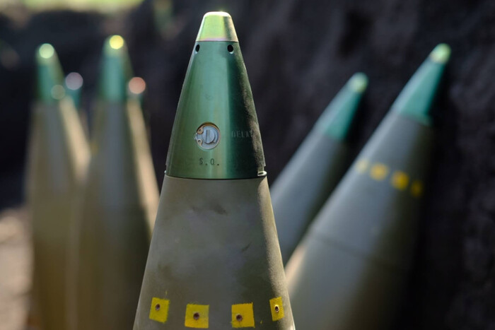 Британія передасть Україні сотні тисяч артилерійських боєприпасів