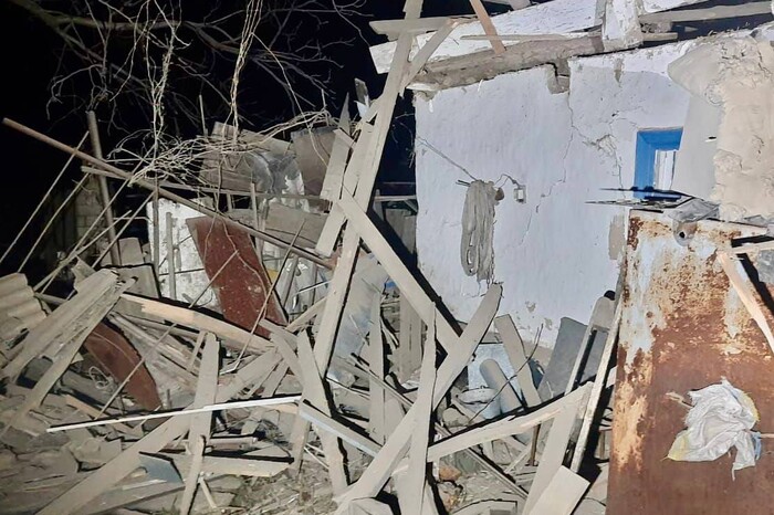 Окупанти всю ніч гатили по Дніпропетровщині: фото наслідків