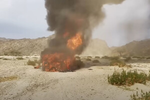 На «Дакарі» згоріла вщент машина екіпажу з Нідерландів (відео)