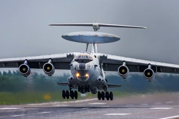 У Білорусі приземлився російський літак для коригування ударів