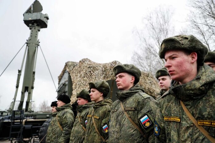 У Донецьку окупанти ставлять на військовий облік 16-річних хлопців