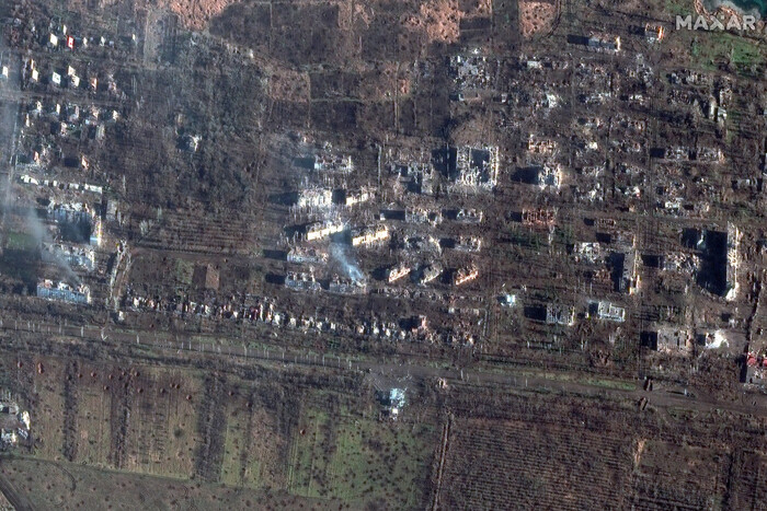 Що залишилося від Бахмута після пів року боїв: супутникові знімки