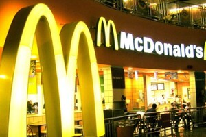 McDonald's став «зіркою» пандемії: люди замовляли більше їжі на виніс