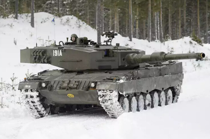 Міністр економіки Німеччини зробив заяву щодо передачі Україні танків Leopard 2