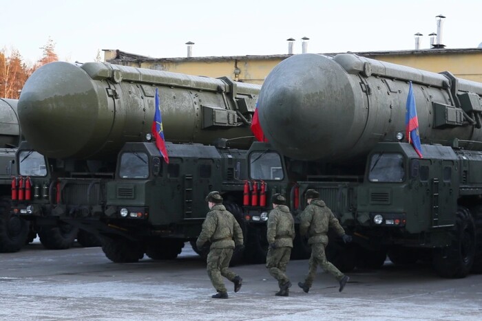 О ядерном оружии в Крыму и Беларуси