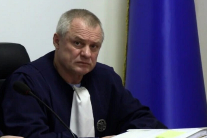 Український суддя їздить в окупований Крим і не декларує квартири в Москві – «Схеми»