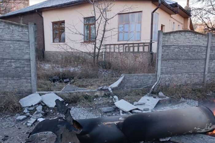 Окупанти вдарили по приватному сектору у Костянтинівці (фото) 