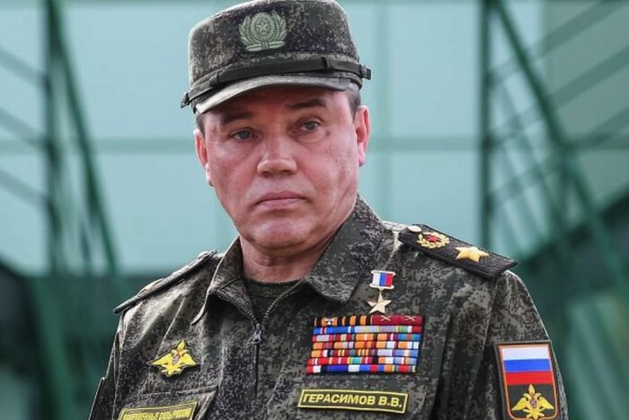 Як зміна військового керівництва у РФ вплине на війну: роз’яснення експерта