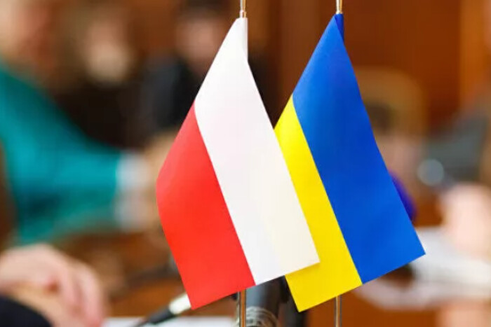 Яка роль Польщі у постачанні зброї в Україну: Зеленський зробив гучну заяву