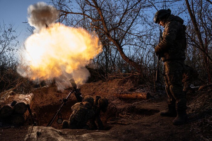 Якою буде війна в Україні взимку: прогноз Bloomberg