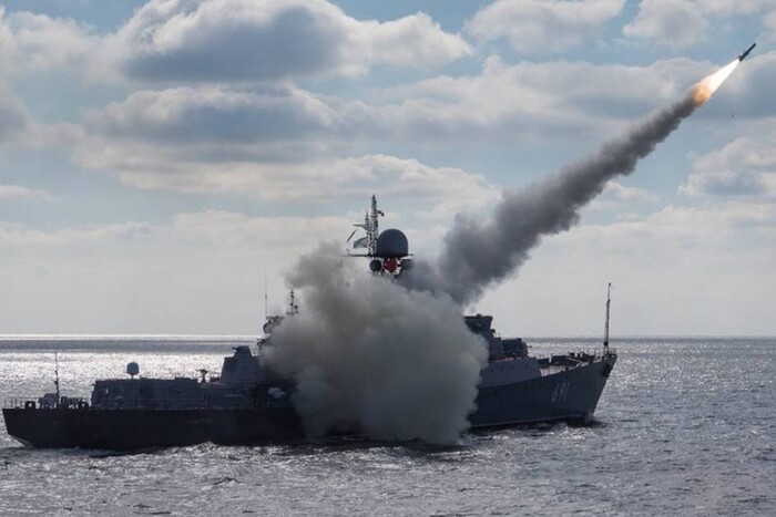 Зросла кількість ракет, які РФ тримає напоготові у Чорному морі  