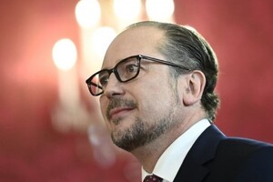  Австрійський міністр закликав «не перегнути палицю» з РФ: МЗС запросив його в Дніпро