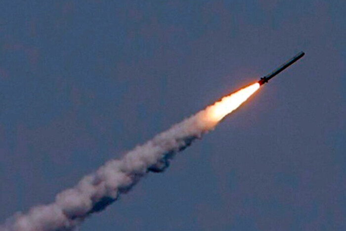 Повітряні сили пояснили, чому рашисти почали з півночі гатити ракетами по Україні