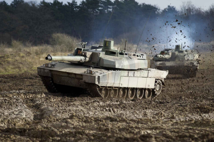 Politico: Франція збирається передати Україні свої основні танки Lecler