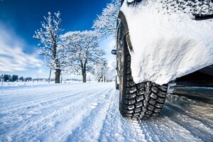 Депутати пропонують заборонити їзду на авто, яке не обладнане зимовими шинами