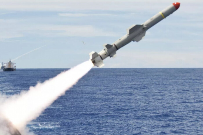 Росія провела ротацію у Чорному морі: ЗСУ попередили про небезпеку нового ракетного удару