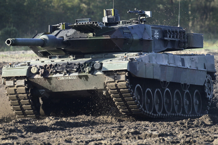 Вскоре немецкое правительство решит, передавать ли Украине танки Leopard – министр обороны ФРГ