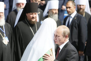 Зеленский ввел санкции против 22 священников РПЦ: список