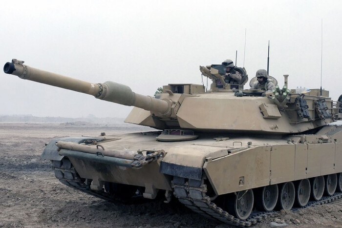 Байден готов передать Украине 10 танков Abrams