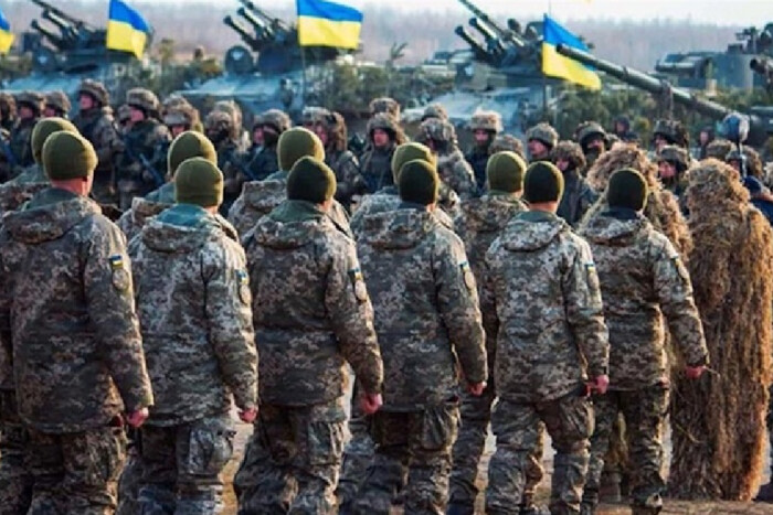 Мобілізація в Україні: ЗСУ пояснили, кому насамперед вручатимуть повістки