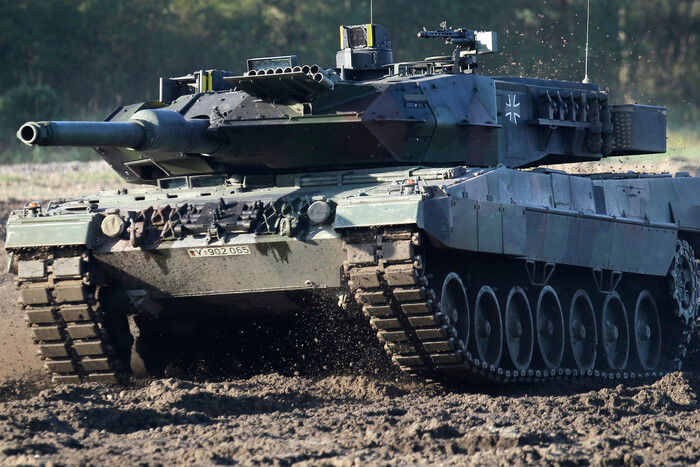 Зеленський зробив заяву про передавання Україні танків
