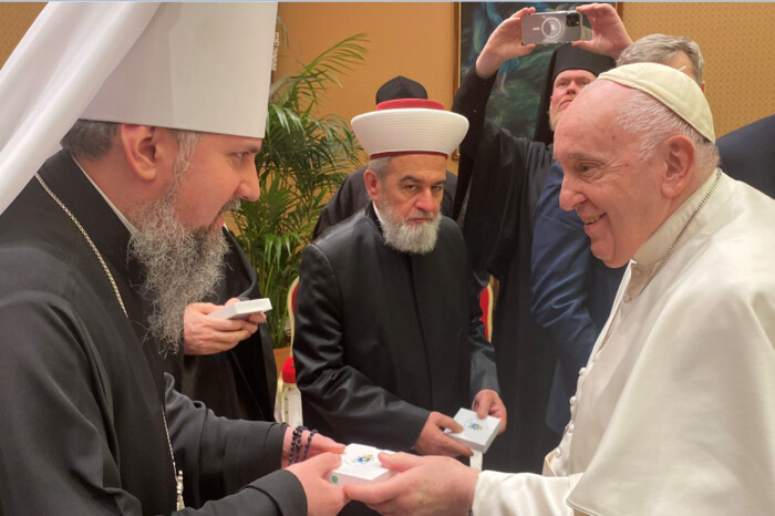 Папа Римський уперше зустрівся з керівниками українських церков (фото)