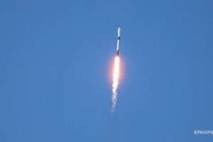 SpaceX запустила рекордну для Falcon 9 кількість супутників Starlink